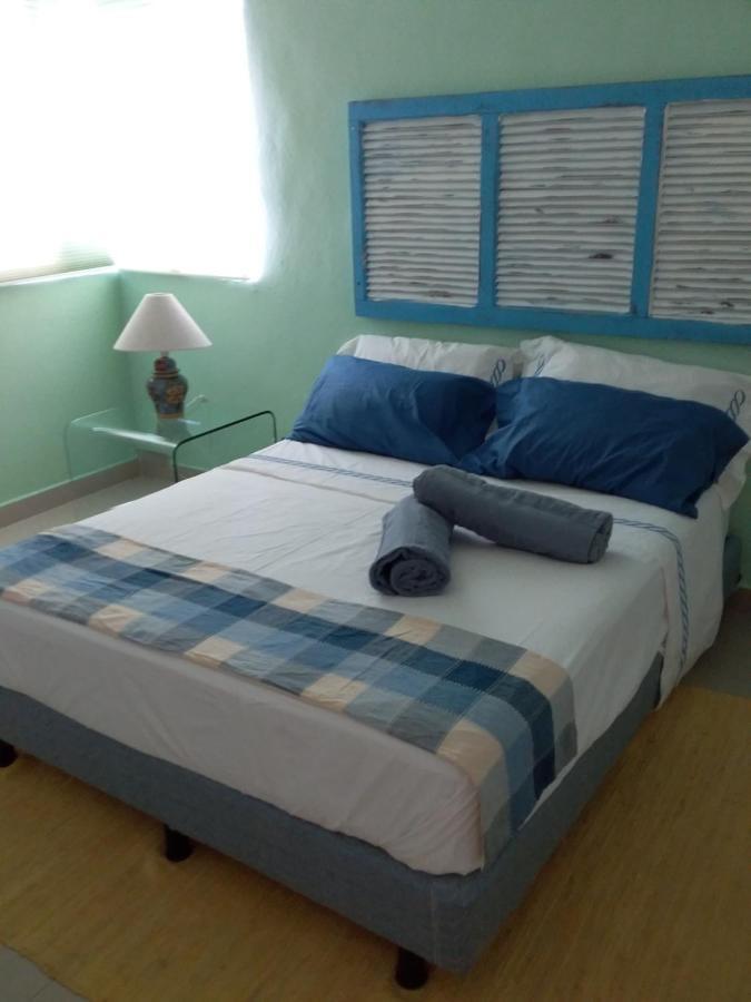 Casa Rioja Playacar Bed & Breakfast Плая дел Кармен Екстериор снимка