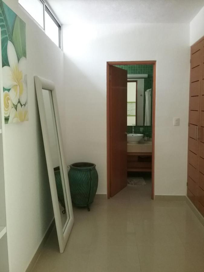 Casa Rioja Playacar Bed & Breakfast Плая дел Кармен Екстериор снимка
