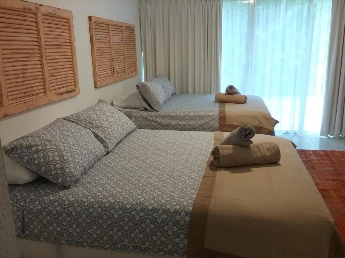 Casa Rioja Playacar Bed & Breakfast Плая дел Кармен Екстериор снимка