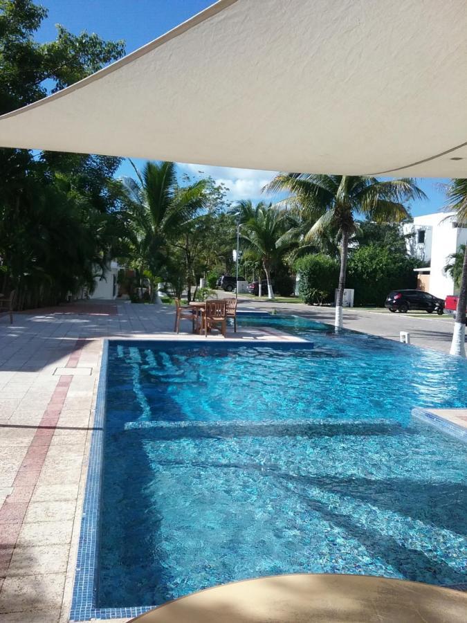 Casa Rioja Playacar Bed & Breakfast Плая дел Кармен Екстериор снимка